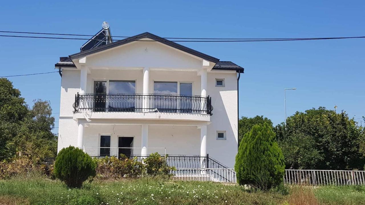 Villa Bratislava Demir Kapija Ngoại thất bức ảnh