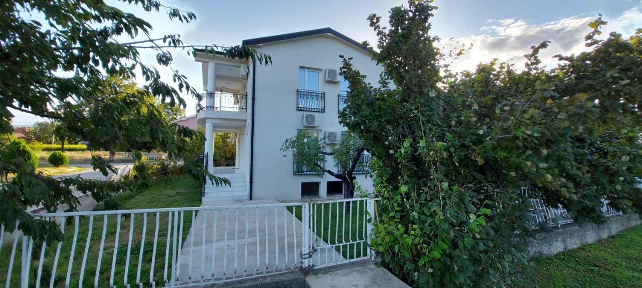 Villa Bratislava Demir Kapija Ngoại thất bức ảnh